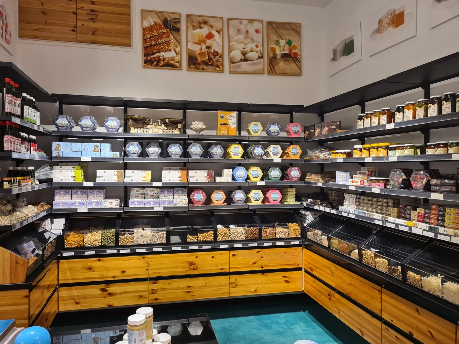 Geroskipou Delights shops