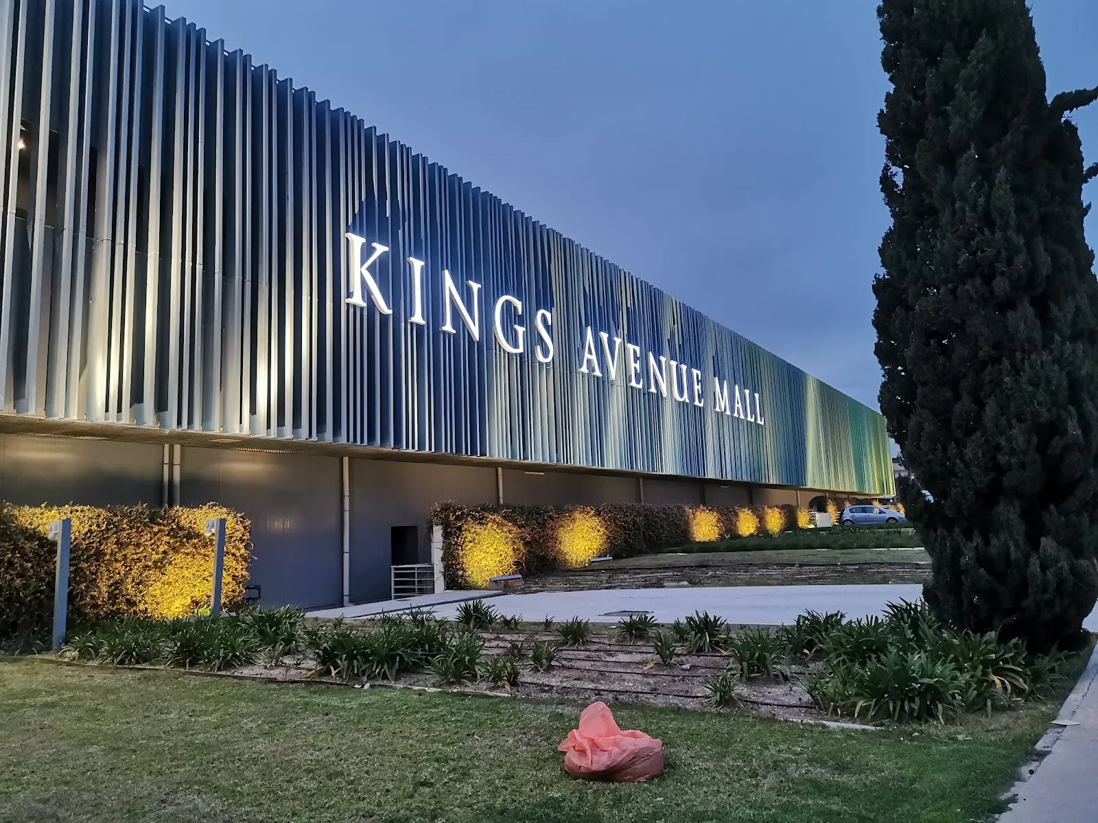 Kings Avenue Mall